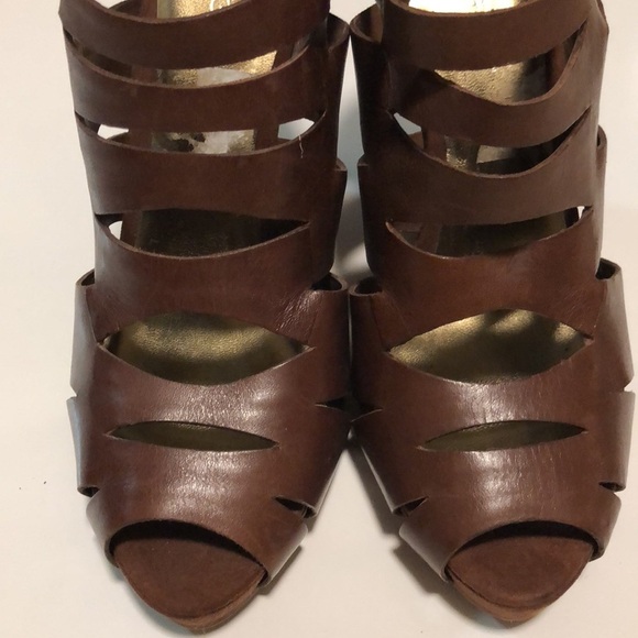 BCBGIRLS SANDALS NWOB - Picture 1 of 11